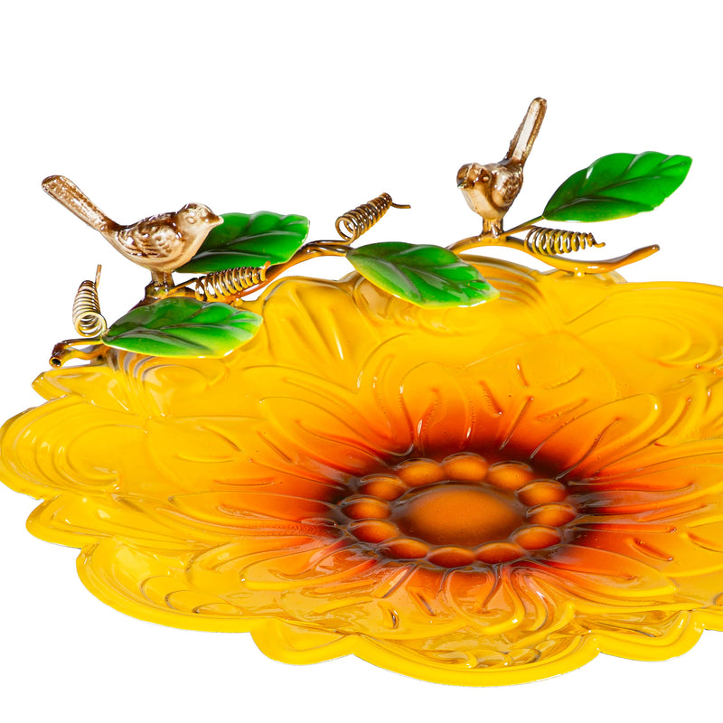 Petal & Plow Birdbath, Metal Scalloped Edge Sunflower