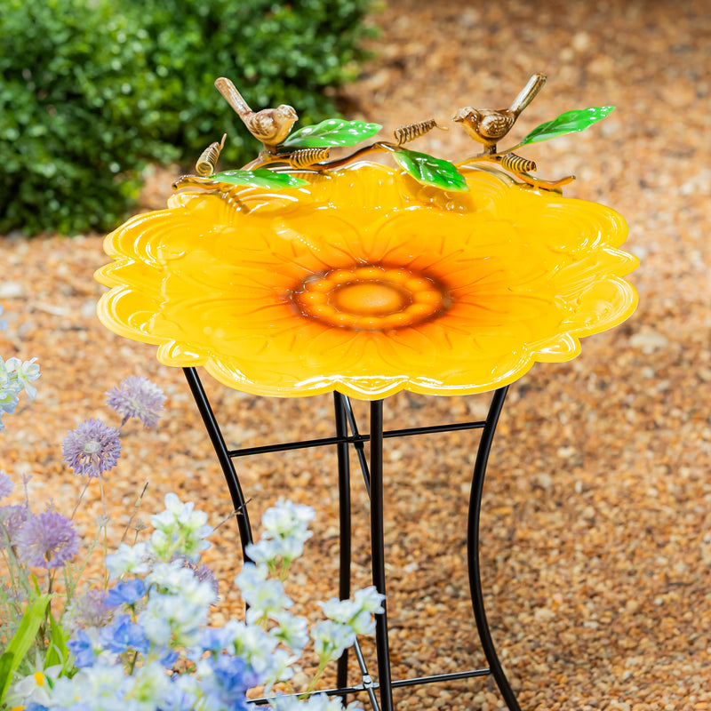 Petal & Plow Birdbath, Metal Scalloped Edge Sunflower