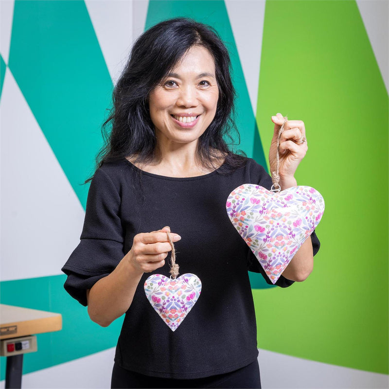 Petal Paradise Heart Shaped Metal Hanging Décor Set