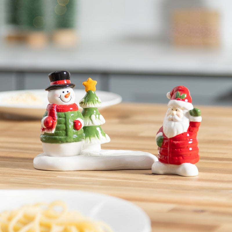 Ceramic Salt and Pepper Set, Christmas Scene,3spc097