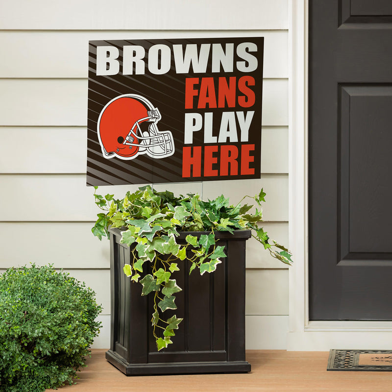 Cleveland Browns Yard Sign "Fans Play Here"