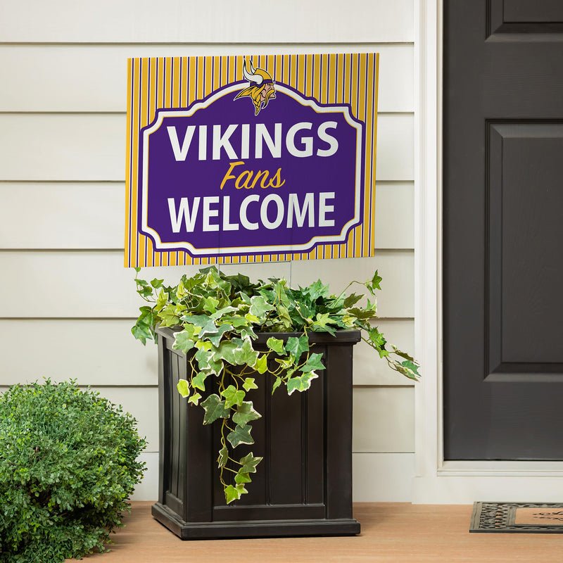 Minnesota Vikings Yard Sign, "Fans Welcome"