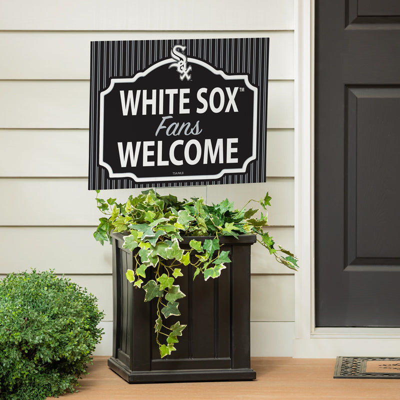 Chicago White Sox Yard Sign, "Fans Welcome"