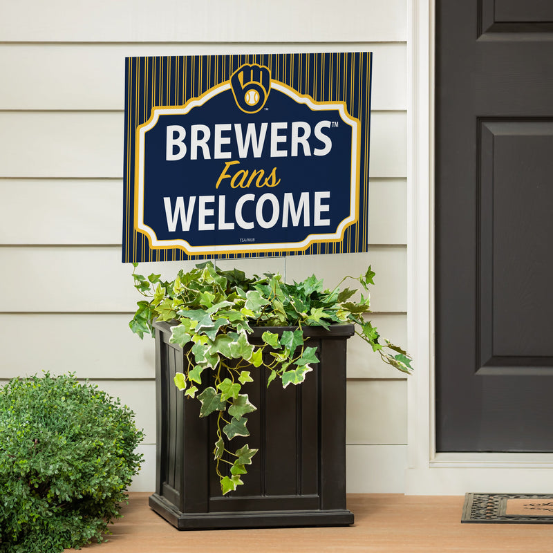 Milwaukee Brewers Yard Sign, "Fans Welcome"