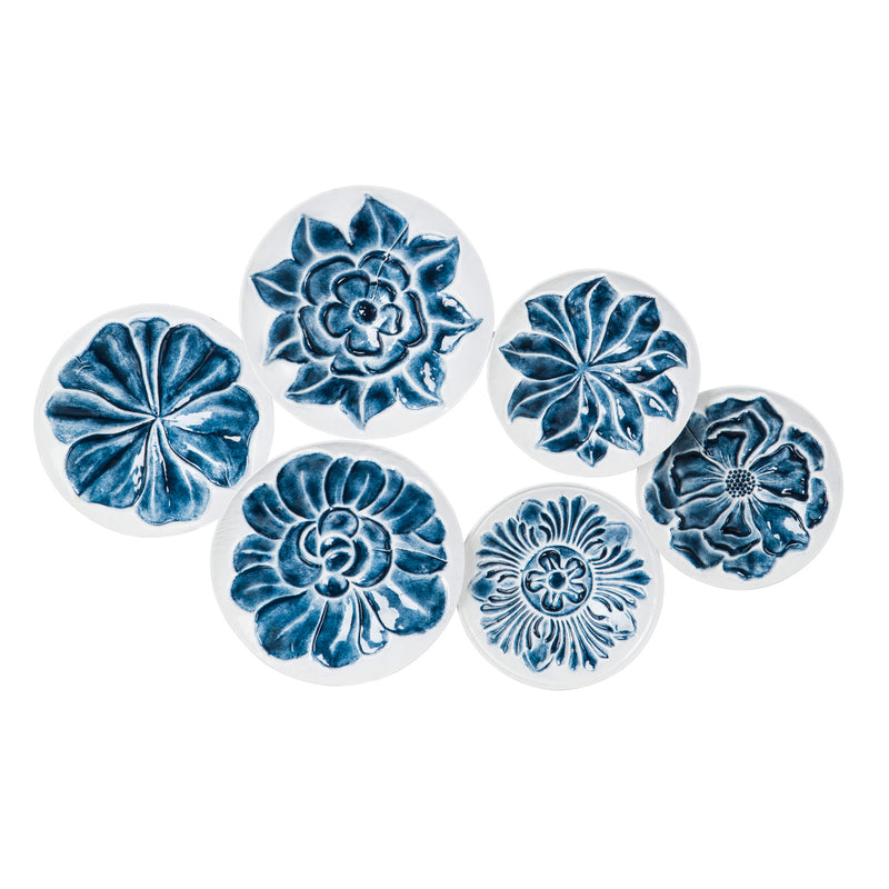 Six Round Plate Blue and White Embossed Wall Décor,6m538