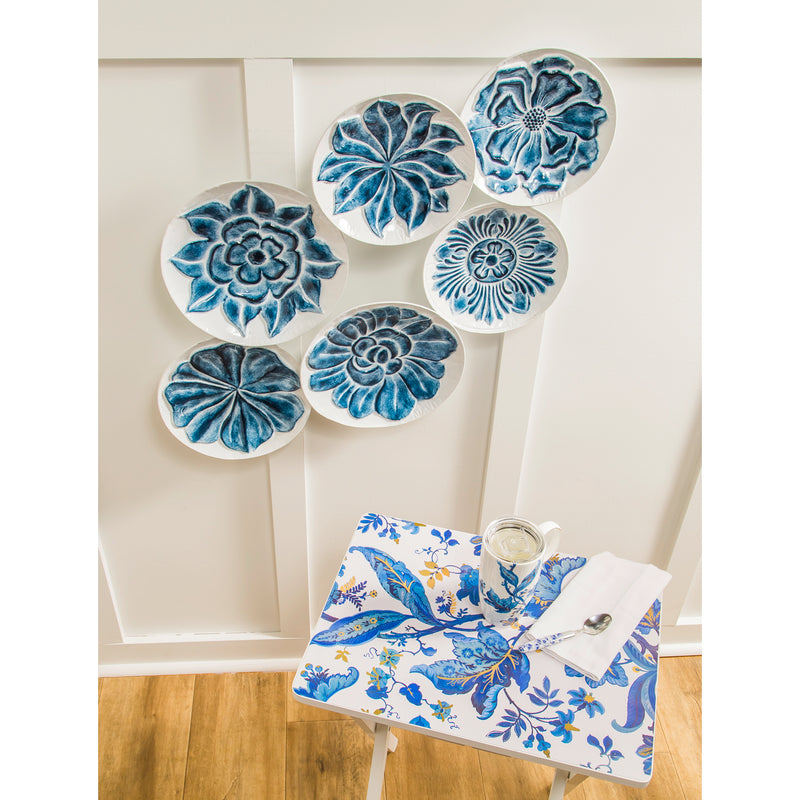 Six Round Plate Blue and White Embossed Wall Décor,6m538