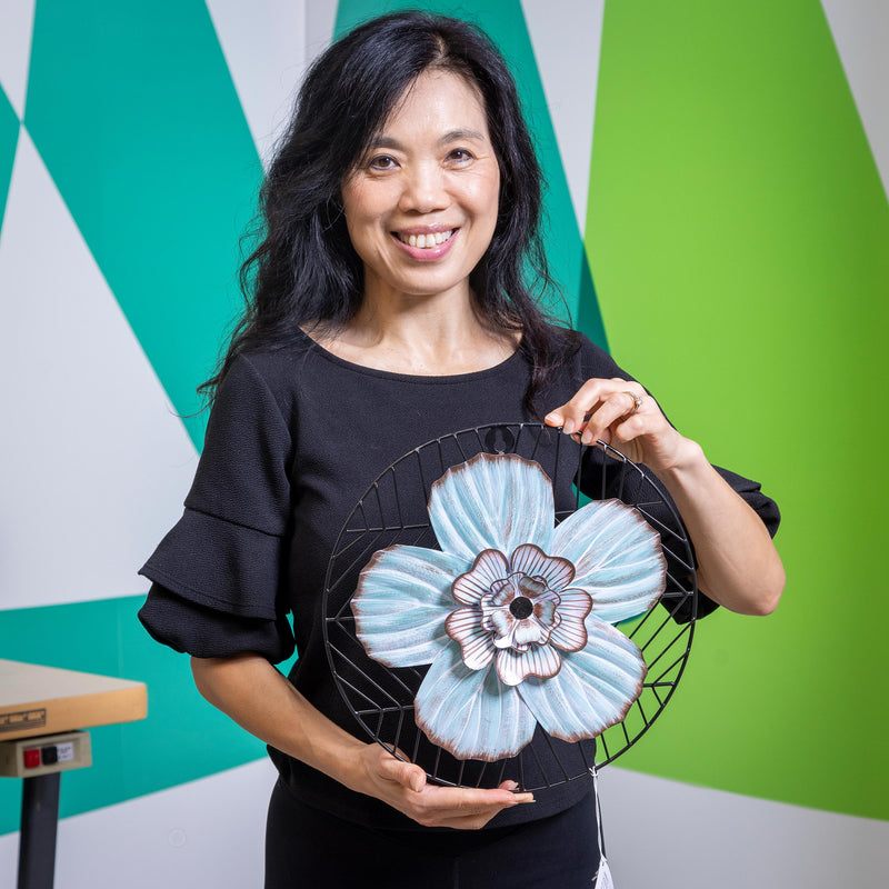 Light Blue Flower Round Wall Decor, 12"