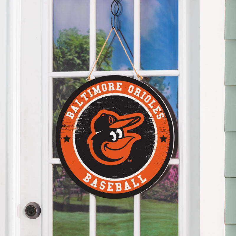 Baltimore Orioles Round Door Decor with Hanging Rope, 18x18
