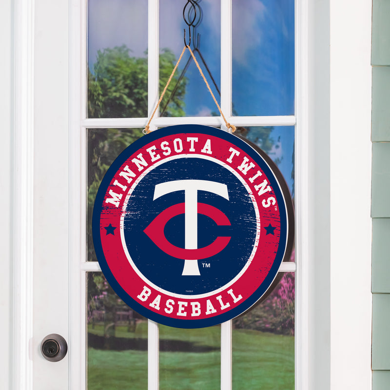 Minnesota Twins Round Door Decor with Hanging Rope, 18x18