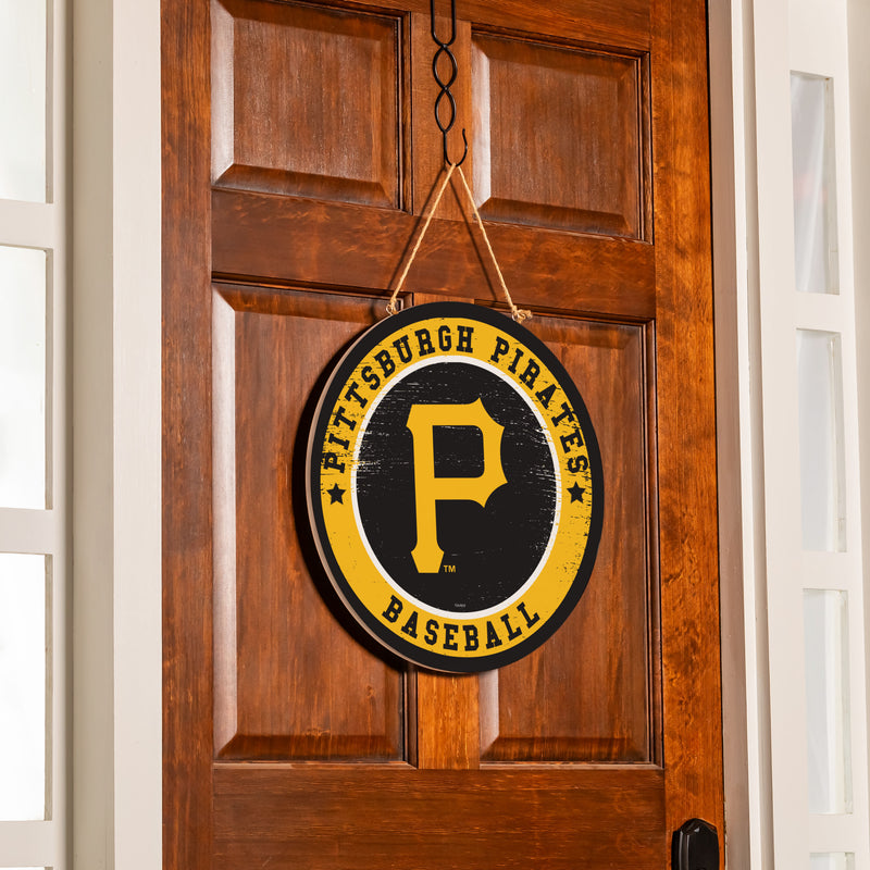 Pittsburgh Pirates Round Door Decor with Hanging Rope, 18x18
