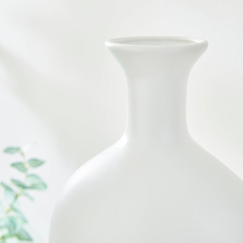 NAPA Home & Garden, Barclay Butera Topanga Vase Collection
