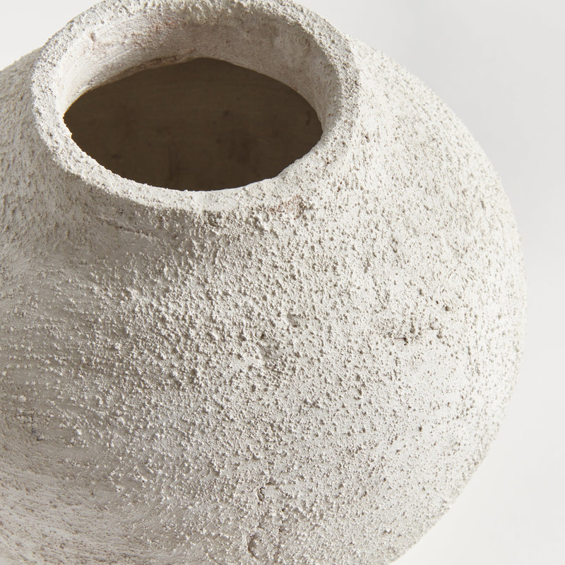 NAPA Home & Garden, Easton & Hawthorn Grande Vase Collection