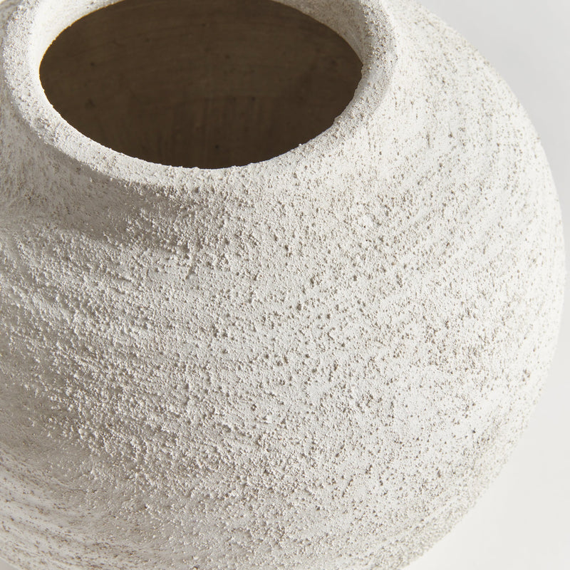 NAPA Home & Garden, Easton & Hawthorn Grande Vase Collection
