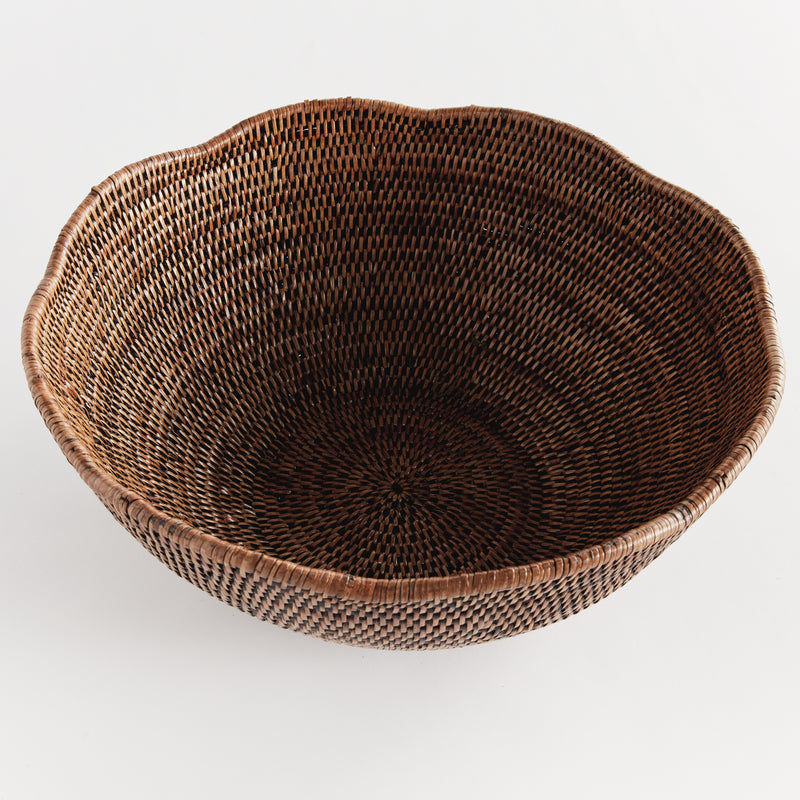 NAPA Home & Garden, BURMA RATTAN SCALLOPED EDGE BOWL LARGE,N5TN08BR