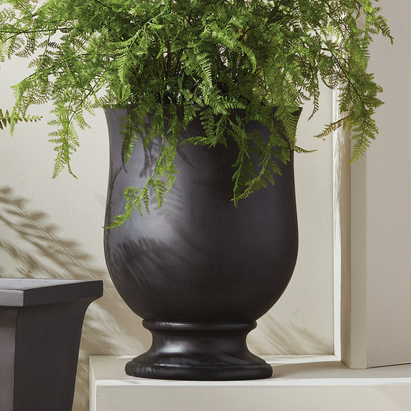 NAPA Home & Garden, FIBRECLAY JOSIE ROUND FOOTED PLANTER,N5UN07BK