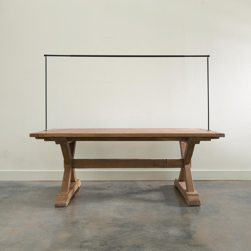 Over The Table Adjustable Decorating Rod, Black