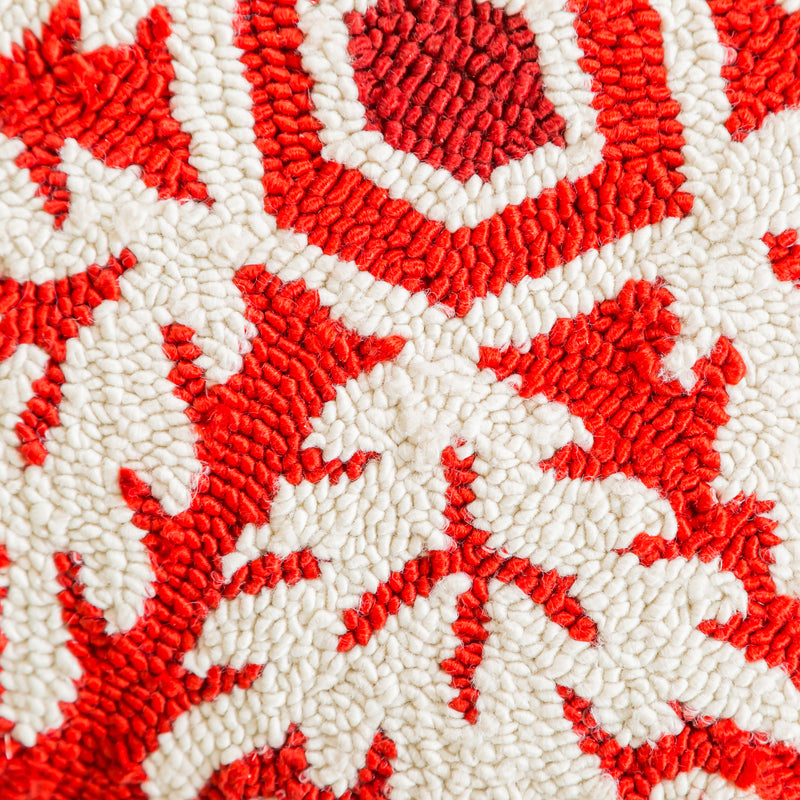 Red Snowflake Hooked Pillow -  18"x18",4p21178